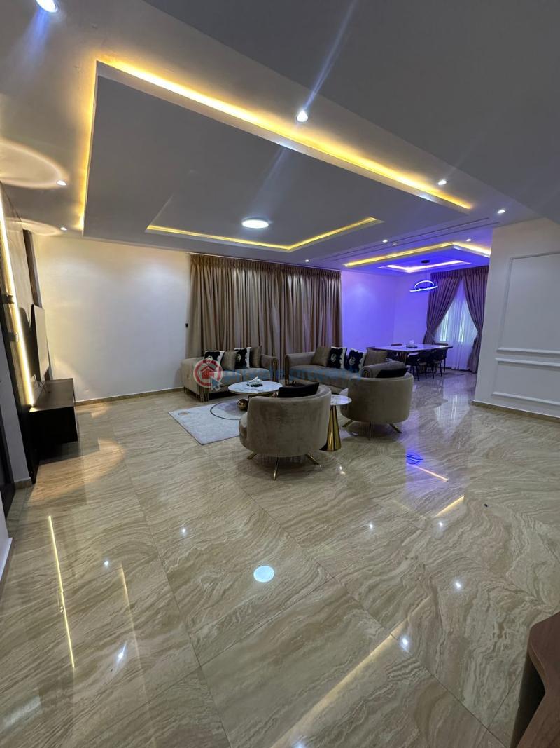 4 bedroom Shared Apartment For Rent Ikoyi Lagos - 1