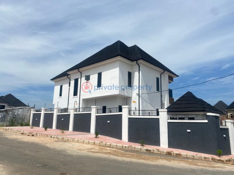 4 bedroom Duplex For Sale Valley Estate Enugu Suburb Enugu Area  - 2