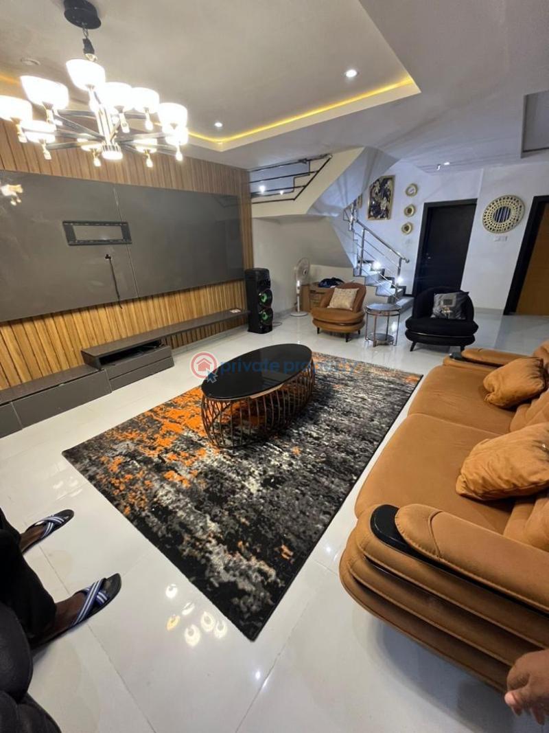 4 bedroom Duplex For Rent Illaje. Mobil Road Ilaje Ajah Lagos - 1