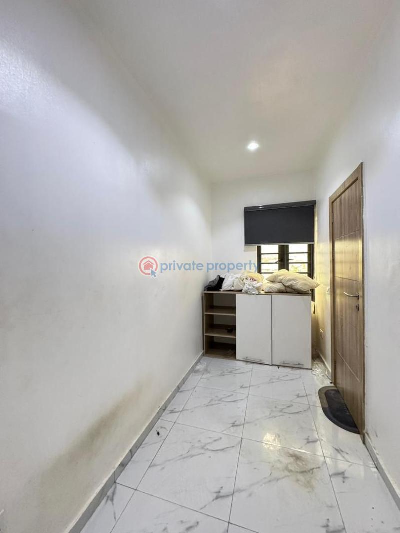 4 bedroom Penthouse For Sale Soluyi Gbagada Lagos - 8