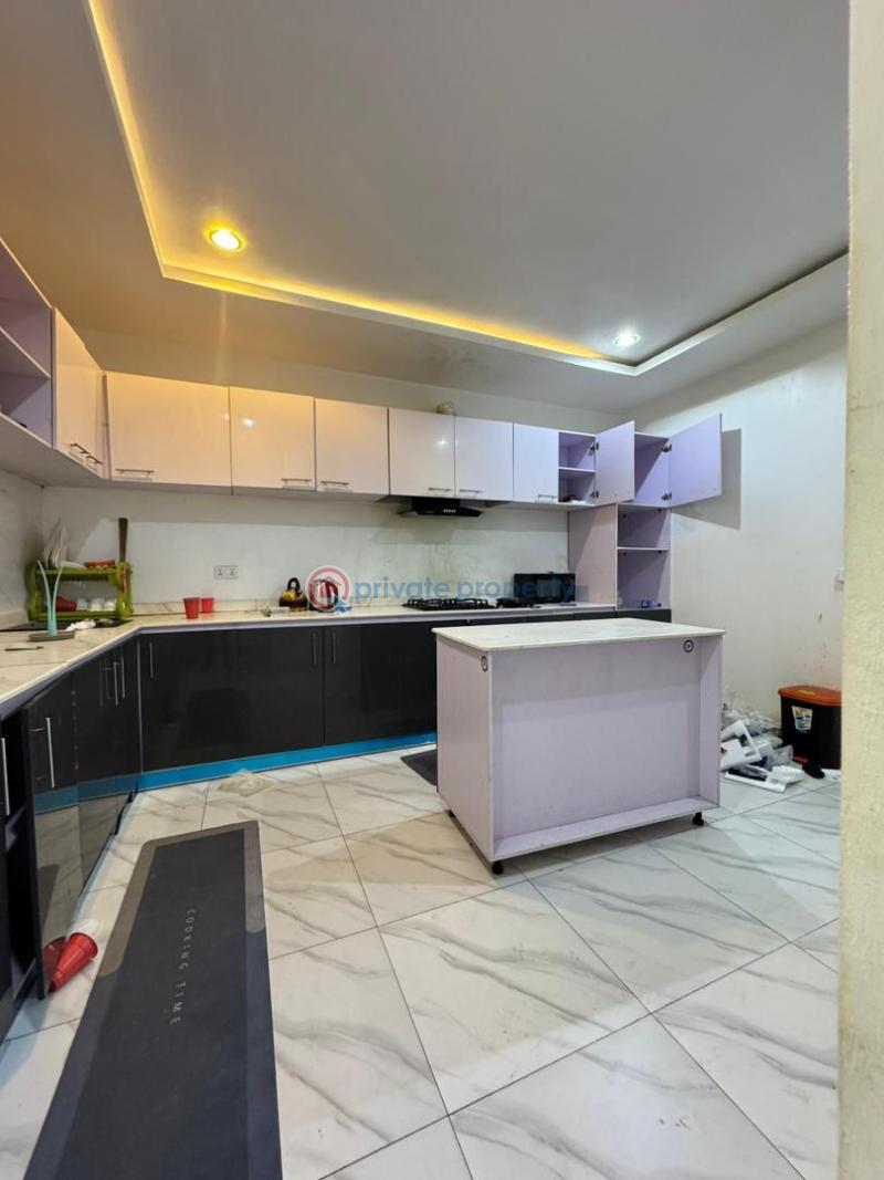 4 bedroom Penthouse For Sale Soluyi Gbagada Lagos - 0