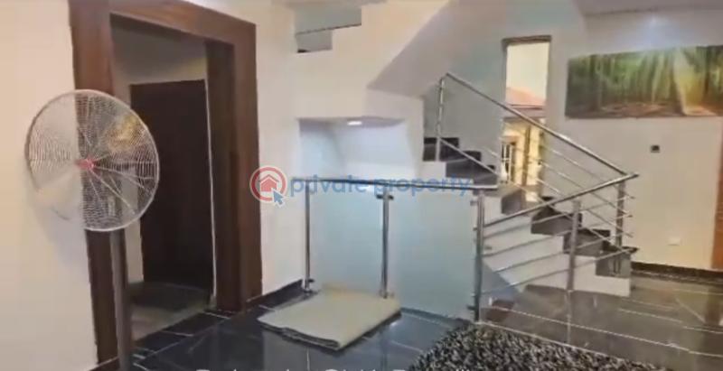 4 bedroom House Short let Off Ogba Road, Off Oba Akran , By Ogba Magistrates Court Oba Akran Ikeja Lagos - 6