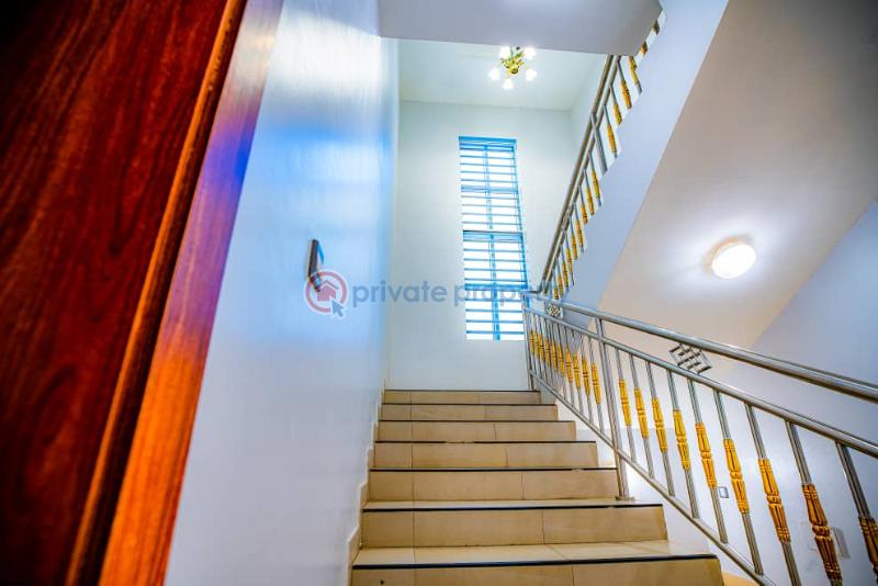 5 bedroom Detached Duplex For Sale Oba Apena Close Off Ipodo, Toyin Street Ikeja Lagos State Toyin Street Ikeja Lagos - 10