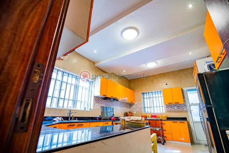 5 bedroom Detached Duplex For Sale Oba Apena Close Off Ipodo, Toyin Street Ikeja Lagos State Toyin Street Ikeja Lagos - 14