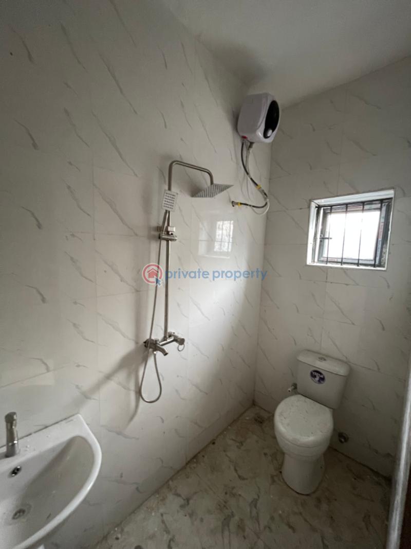 5 bedroom Duplex For Rent Sharon Estate,new Road Awoyaya Ajah Lagos - 8