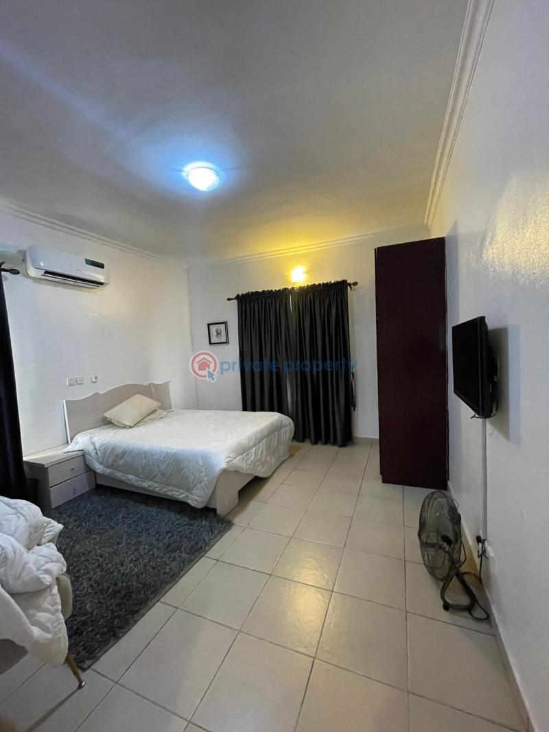 3 bedroom Block Of Flats For Sale Cadogan Estate, Osapa Osapa Lekki Lagos - 4