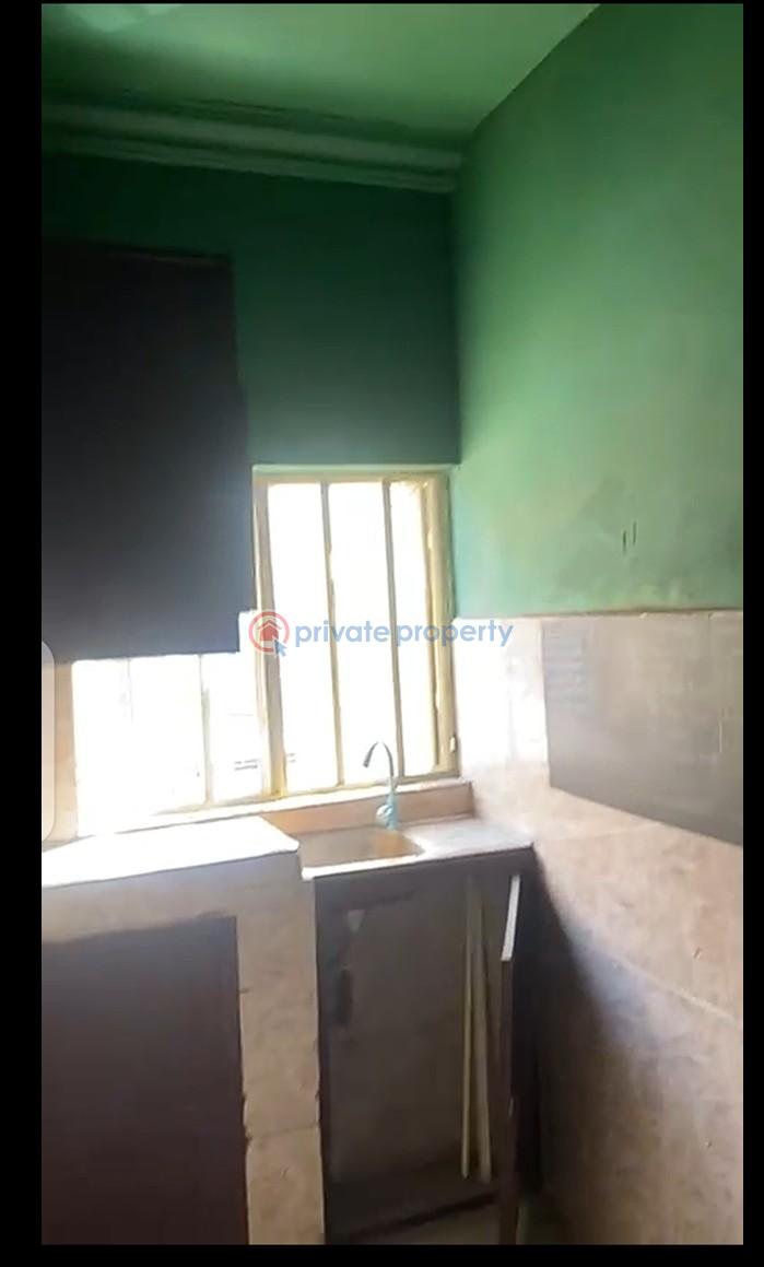 1 bedroom Mini Flat For Rent Apata Street Fadeyi Shomolu Lagos - 1