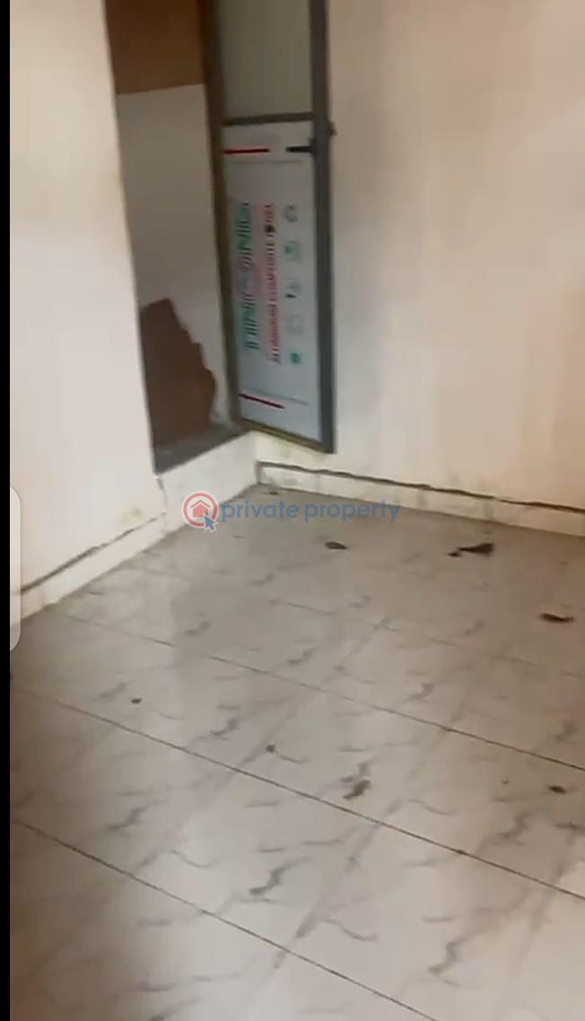 1 bedroom Mini Flat For Rent Mafowoku St, Off Sholanke Street Akoka Yaba Lagos - 1