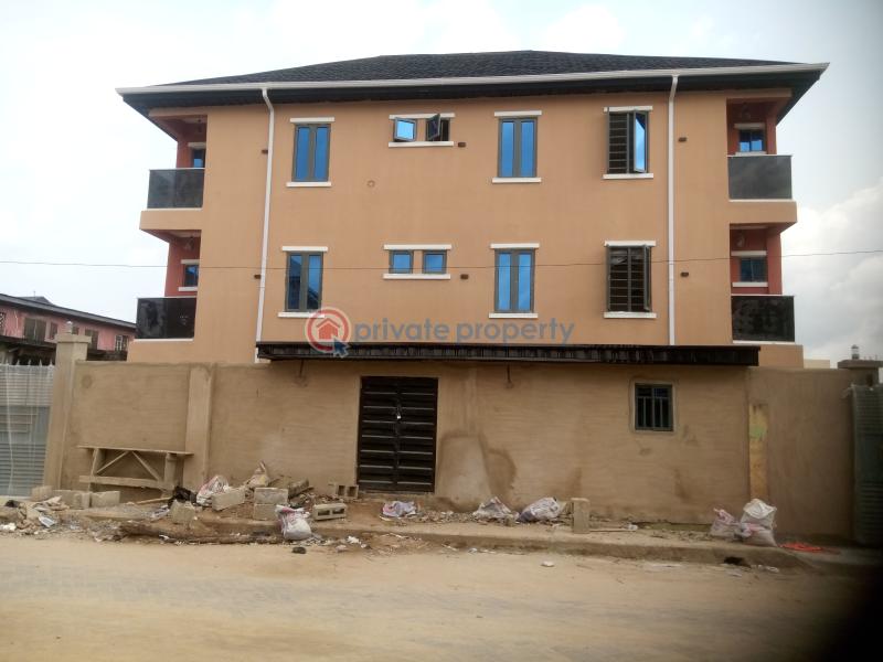 1 bedroom Mini Flat For Rent Pedro Somolu Bariga Lagos Bariga Shomolu Lagos - 4
