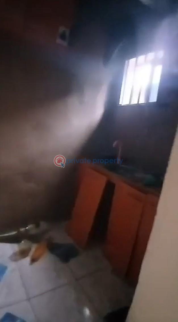 1 bedroom Mini Flat For Rent Abiodun Street, Off Market Street Onipanu Shomolu Lagos - 1