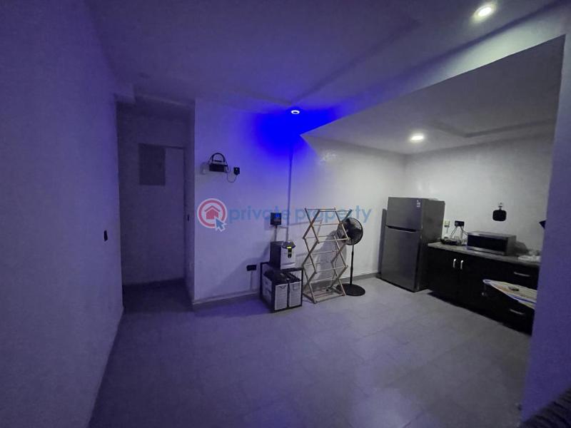 3 bedroom Block Of Flats For Sale Dideolu Estate Ogba Lagos - 4