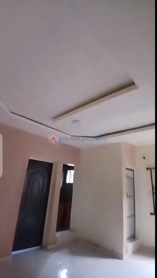 1 bedroom Mini Flat For Rent Abiodun Street, Off Market Street Onipanu Shomolu Lagos - 3