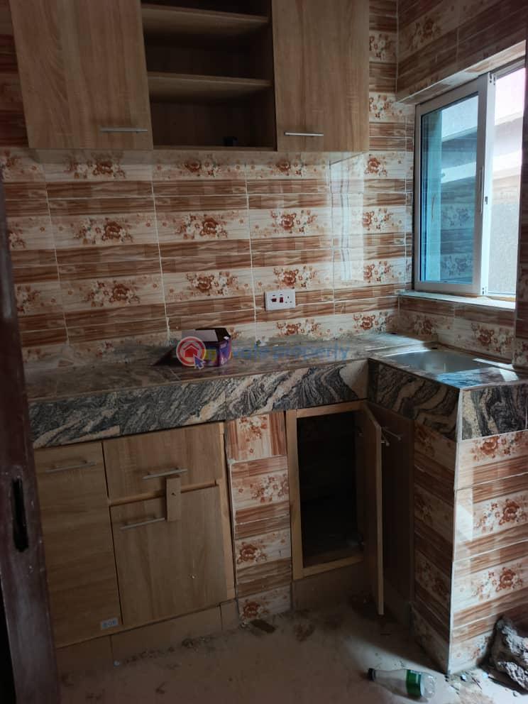 1 bedroom Mini Flat For Rent Ayorinde Street Off Akilo Street, Lady Lak Bariga Shomolu Lagos - 4