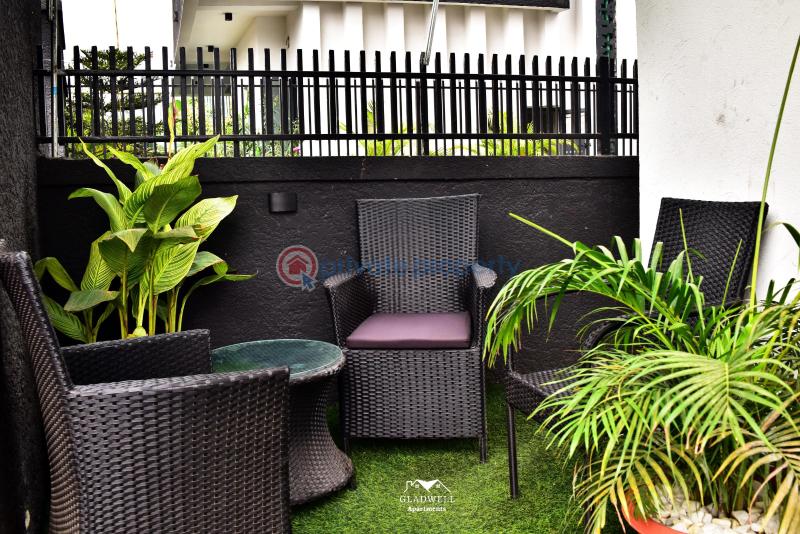 Tastefully furnished apartment - 5 4 bedroom Studio Apartment Short let Allen Adeniyi Jones Ikeja Lagos - 5