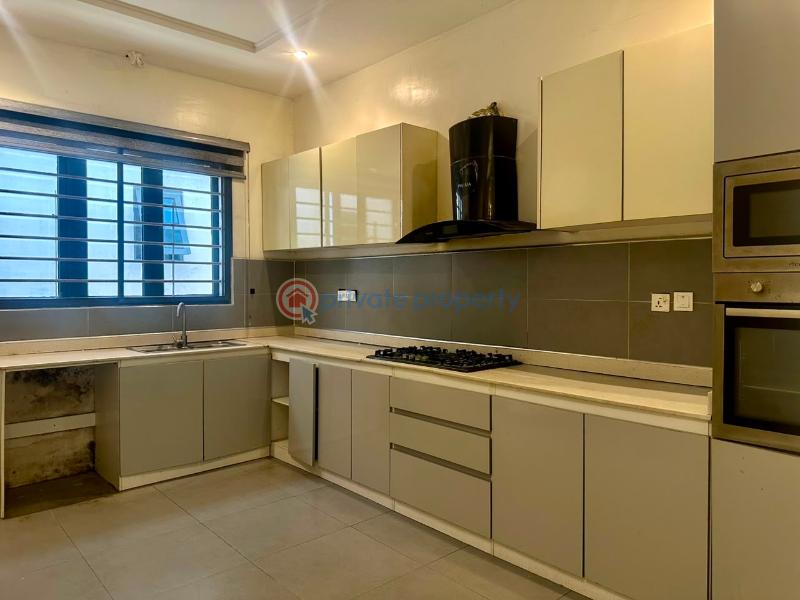 3 bedroom Block Of Flats For Rent Ologolo Lekki Lagos - 3
