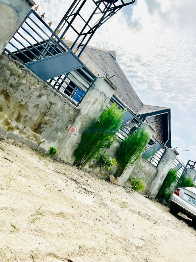 3 bedroom Mini Flat For Sale Off Ekredjebor Road, Ughelli, Delta State Asaba Delta - 0
