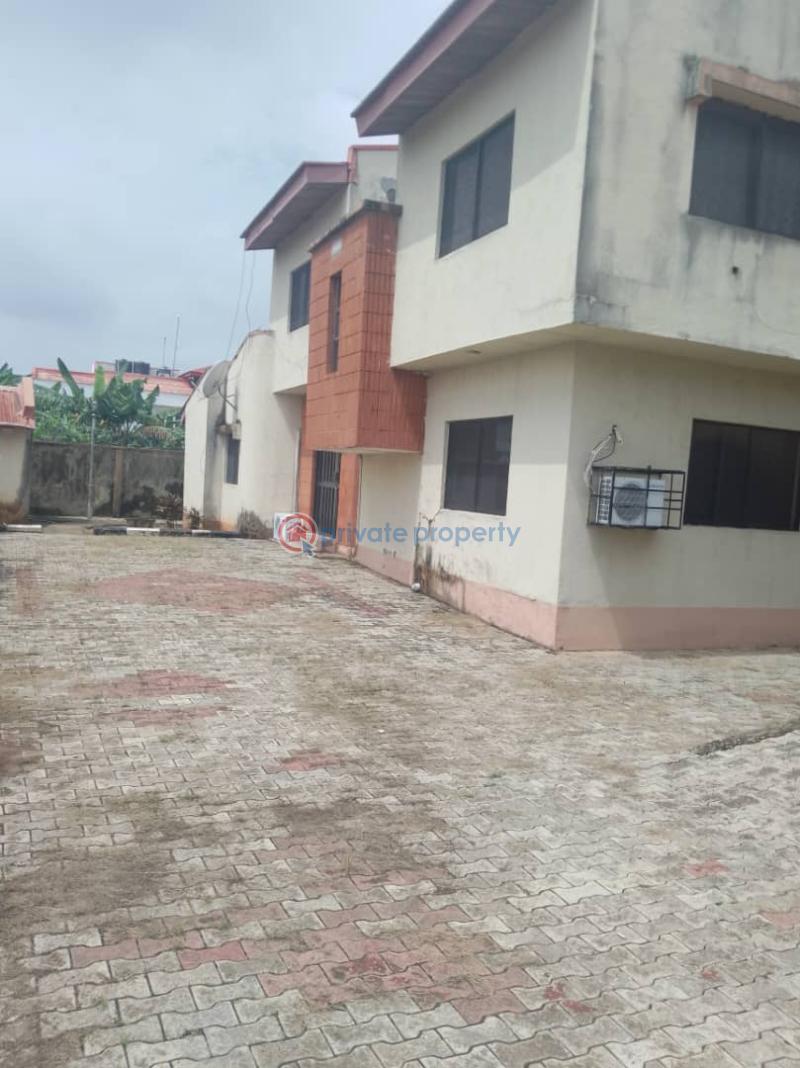 5 bedroom Duplex For Sale Off Airport Road, Oko Gra Behind Prison Benin Edo - 0