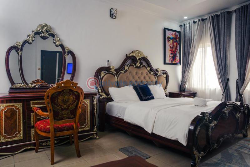 3 bedroom Terraced Duplex Short let Ikeja GRA Lagos - 3