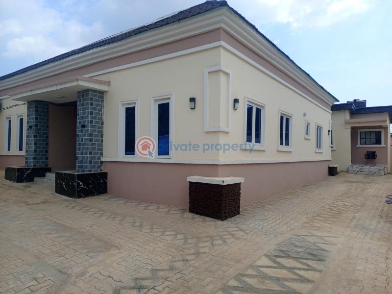 6 bedroom Detached Bungalow For Sale Efab Estate Lokogoma Abuja Phase 2  - 4