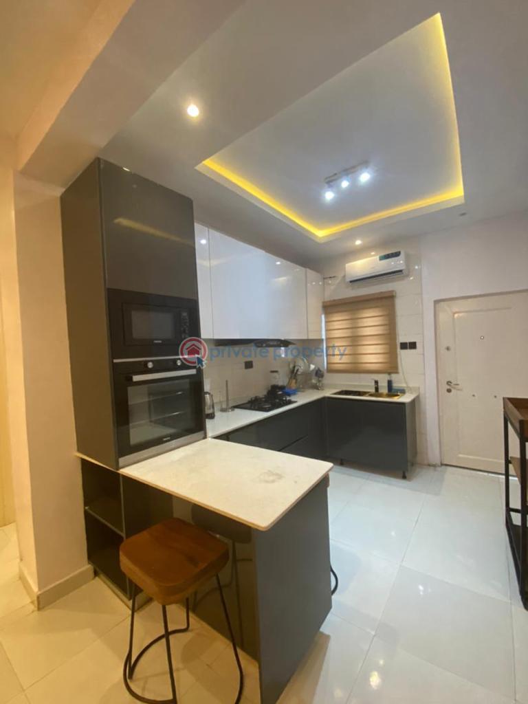2 bedroom Terrace Short let Triangle At Enyo/chisco Near Covenant Church, Ikate Lekki Lagos - 3