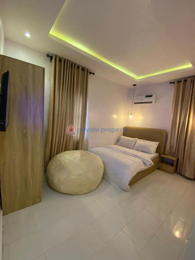 2 bedroom Terrace Short let Triangle At Enyo/chisco Near Covenant Church, Ikate Lekki Lagos - 2