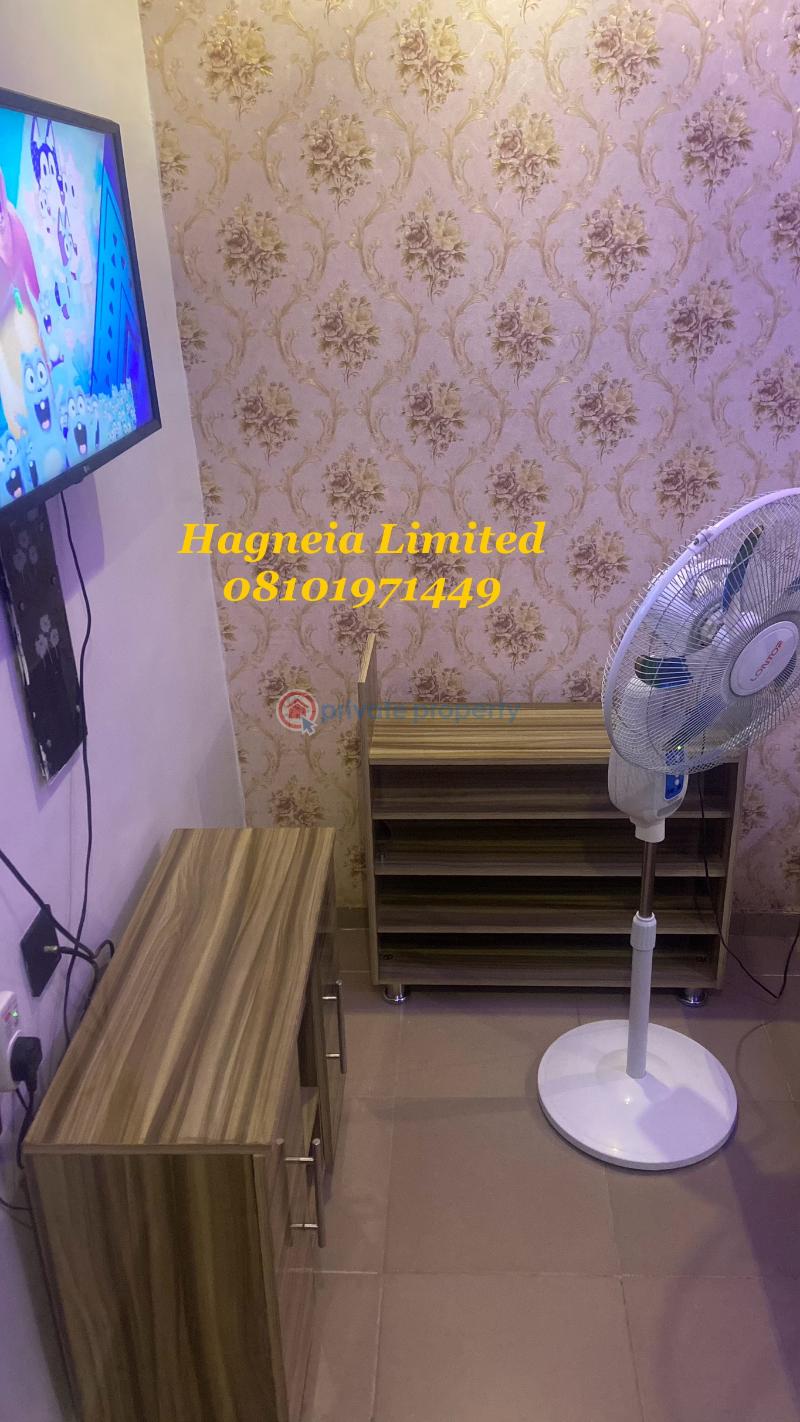 1 bedroom Self Contain Short let University Road, Akoka Abule Oja Yaba Lagos - 4