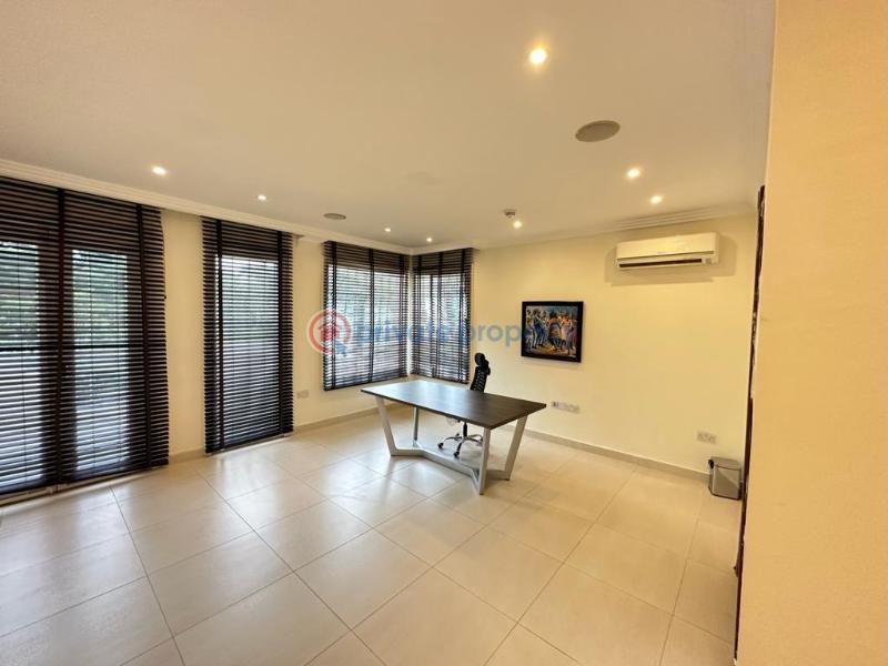 3 bedroom Flat & Apartment For Rent Old Ikoyi Lagos - 1
