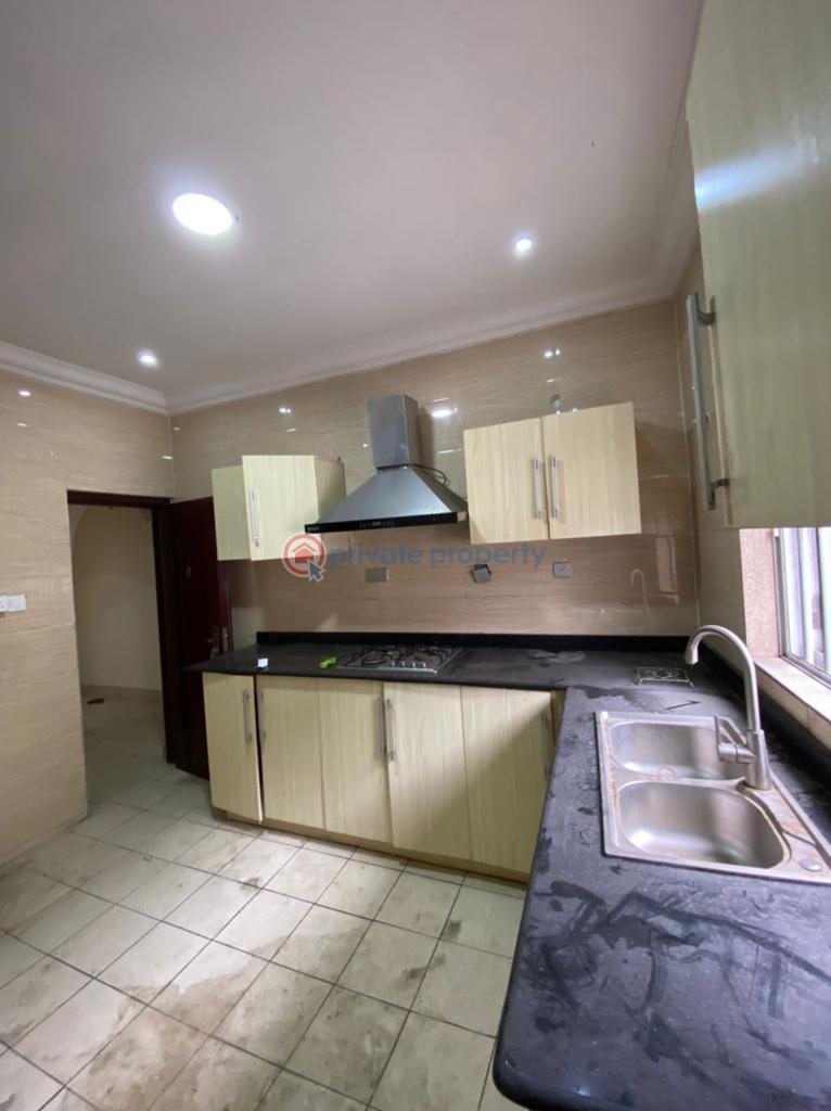 1 bedroom Mini Flat For Rent Adetunji Adeoba Street Ikeja GRA Lagos - 4