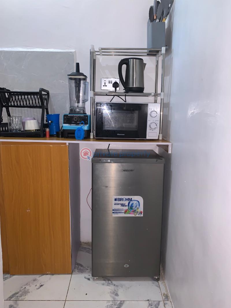 1 bedroom Mini Flat Short let Fadeyi Shomolu Lagos - 5