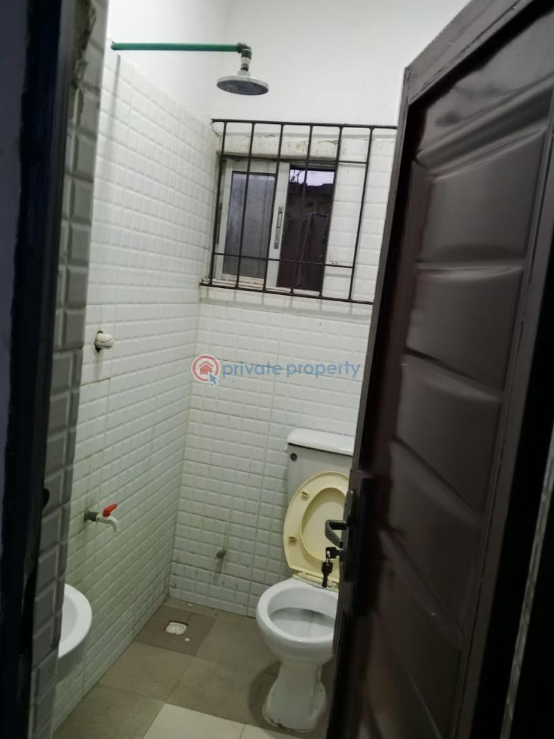 1 bedroom House For Rent Idowu Estate, Okeranla Addo Ajah Lagos - 8