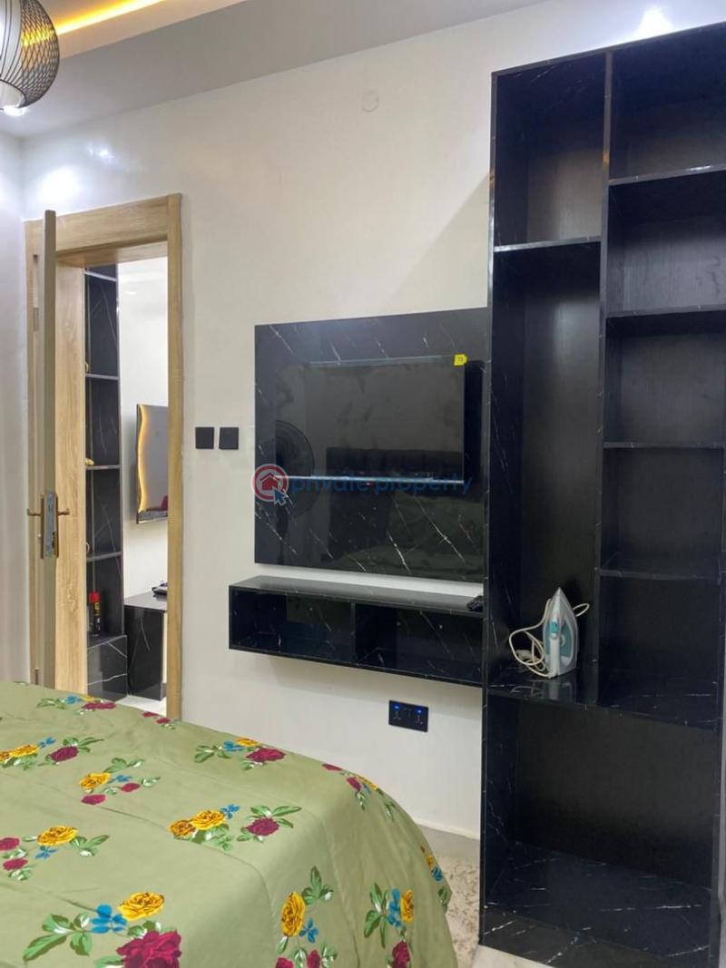 1 bedroom Commercial Property Short let Sabo Yaba Lagos - 7