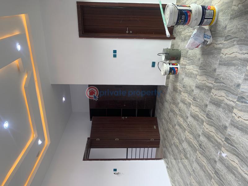 4 bedroom Terrace For Sale Rev Ogunbiyi Ikeja GRA Lagos - 6