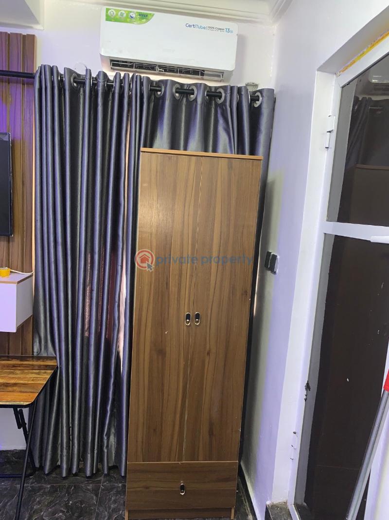 1 bedroom Studio Apartment Short let Fadeyi Shomolu Lagos - 4