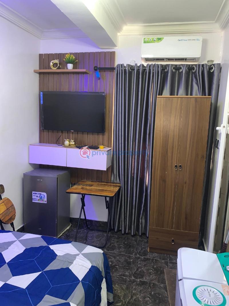 1 bedroom Studio Apartment Short let Fadeyi Shomolu Lagos - 5