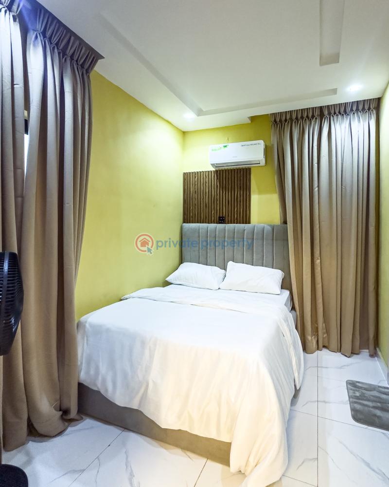 1 bedroom Mini Flat Short let Surulere Lagos - 3
