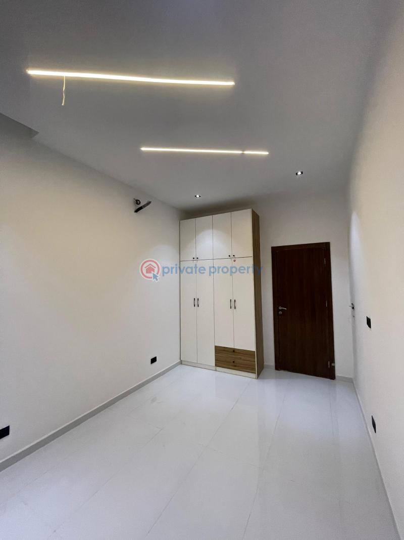 4 bedroom Detached Duplex For Sale Estate Ikota Lekki Lagos - 8