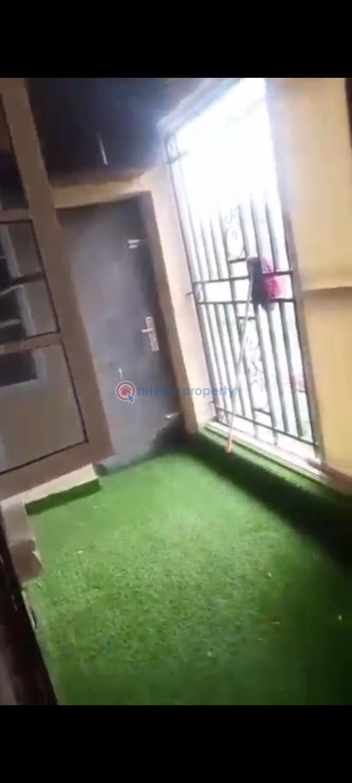 2 bedroom Block Of Flats For Rent Jahi Gilmore Jahi Abuja Phase 2  - 4