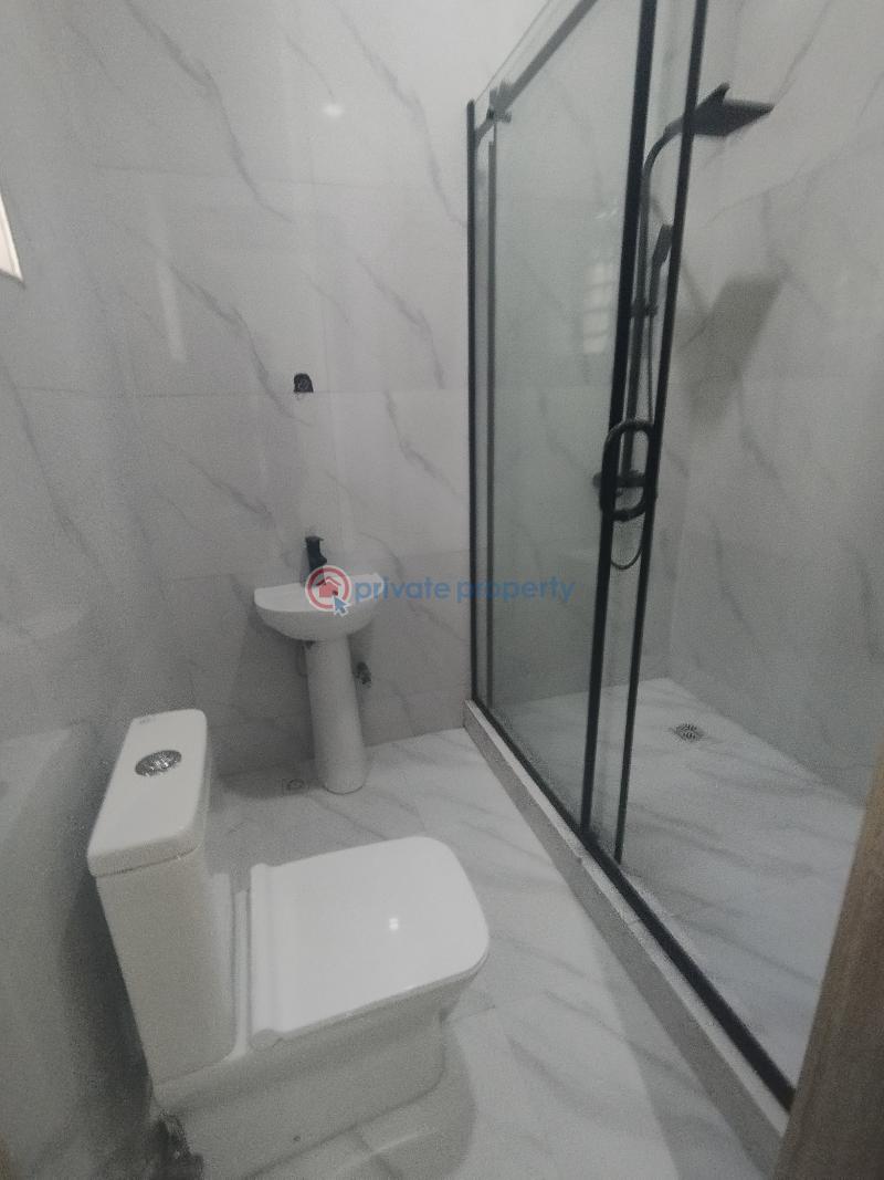 5 bedroom Detached Duplex For Sale Estate Osapa London Lekki Lagos - 8