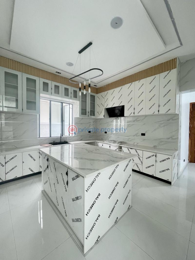 5 bedroom Detached Duplex For Sale Estate Lekki Lagos - 5