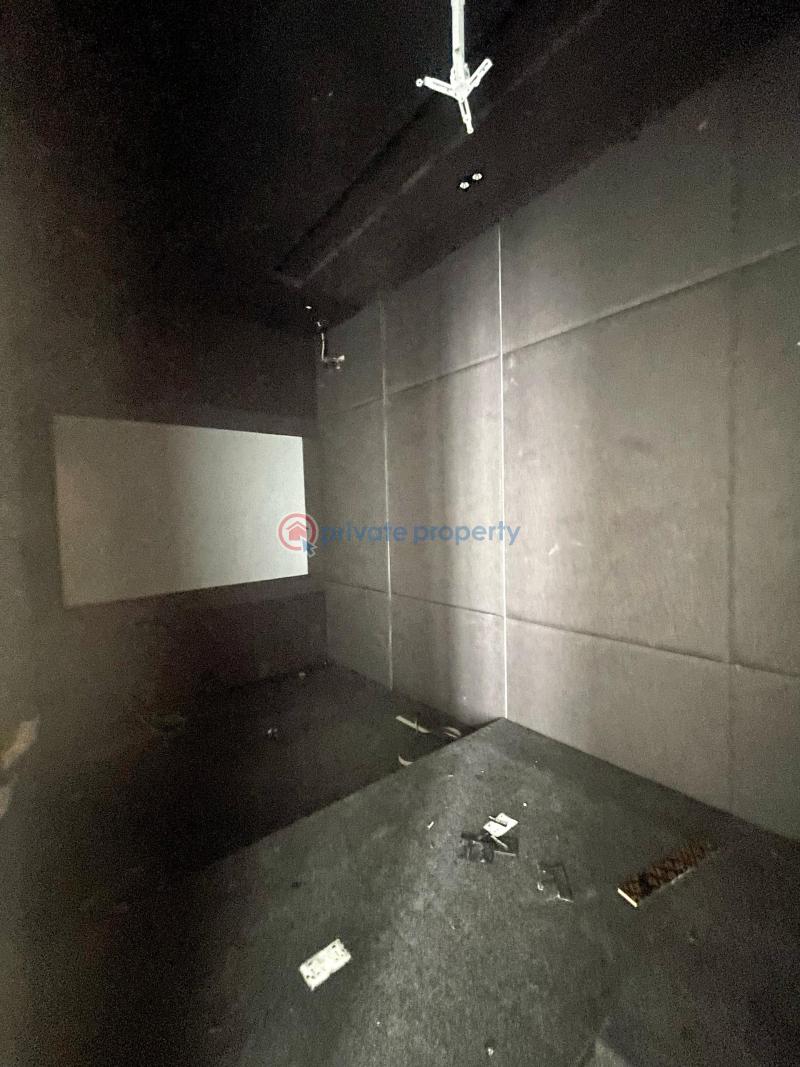 5 bedroom Detached Duplex For Sale Estate Lekki Lagos - 15