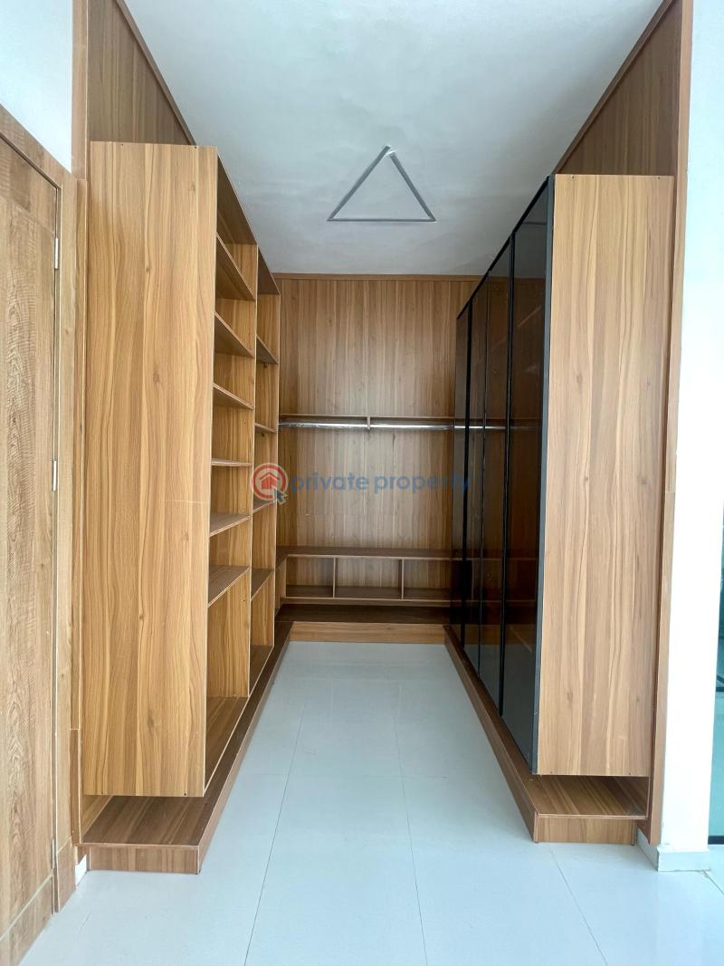 5 bedroom Detached Duplex For Sale Estate Lekki Lagos - 12