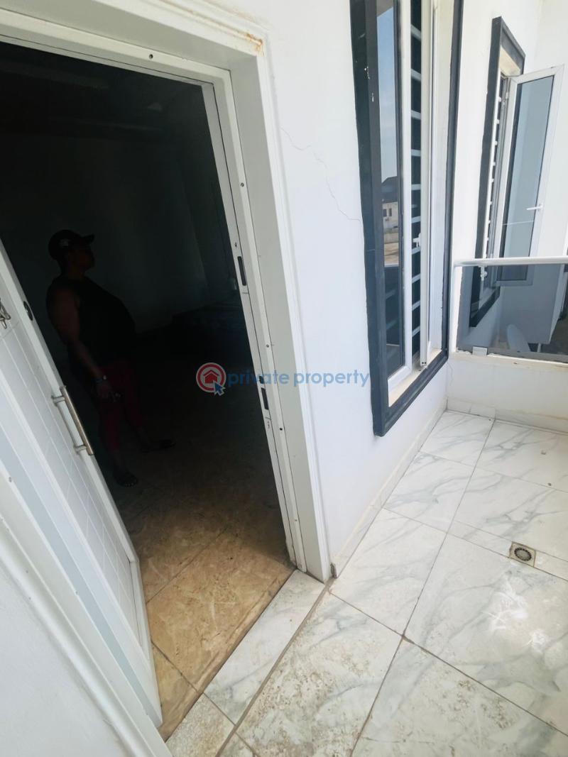 1 bedroom Self Contain For Rent Estate Lekki Lagos - 1