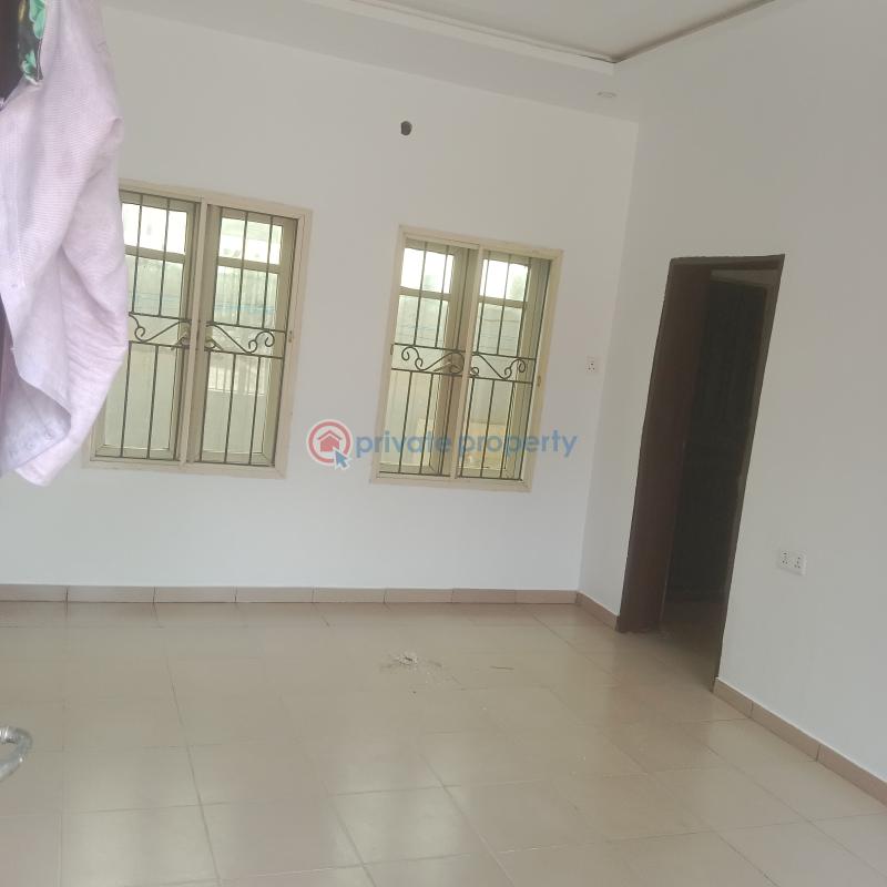 2 bedroom Block Of Flats For Rent Raymond Opara Estate Off Okota Road By Chemist Bus Stop. Okota Isolo Lagos - 1