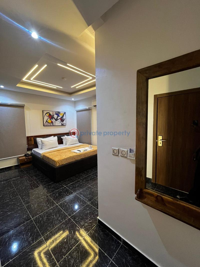 3 bedroom Block Of Flats Short let Ikeja GRA Lagos - 7