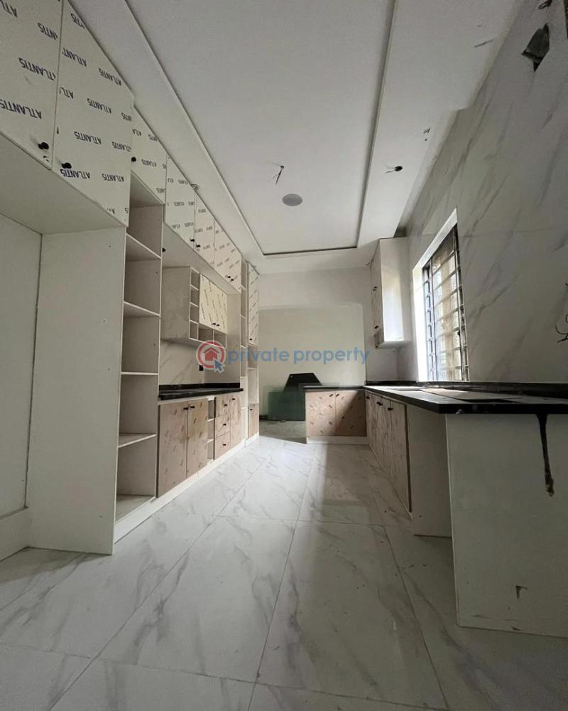 4 bedroom Semi detached Duplex For Sale Omole Phase 2 Ikeja  Lagos - 12