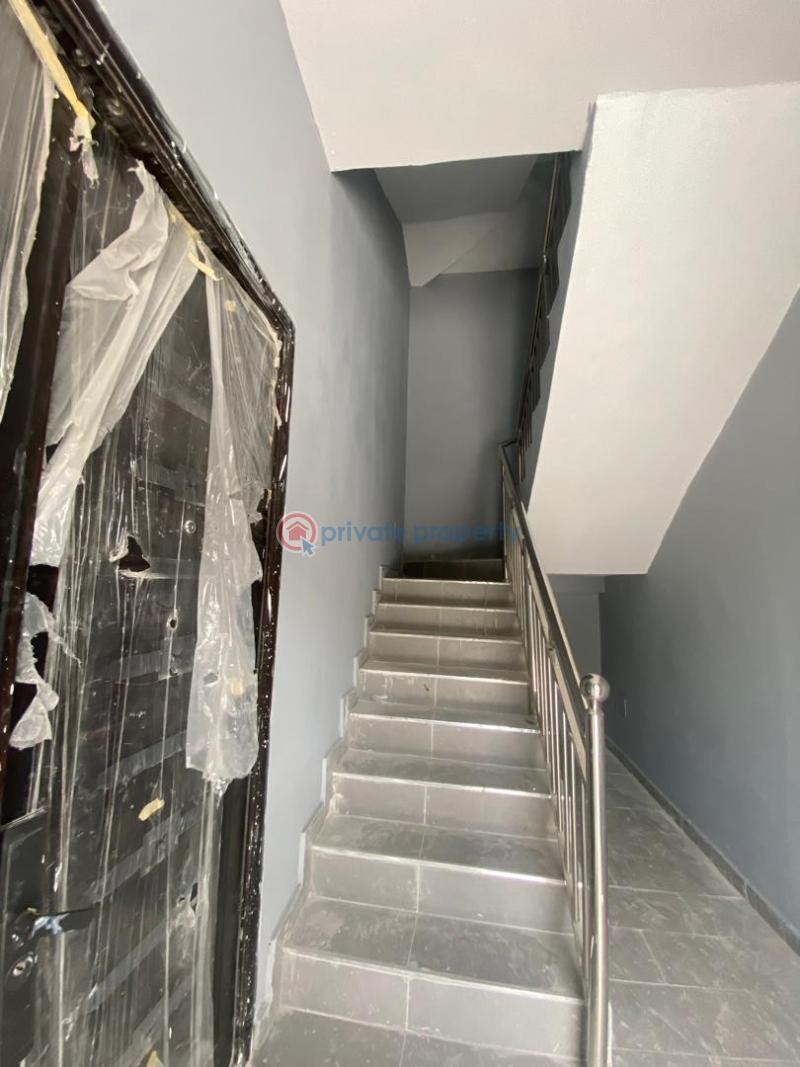 2 bedroom Block Of Flats For Rent In A Secured Estate @ Majek Bus Stop Lekki Expressway Sangotedo Ajah Lagos - 4