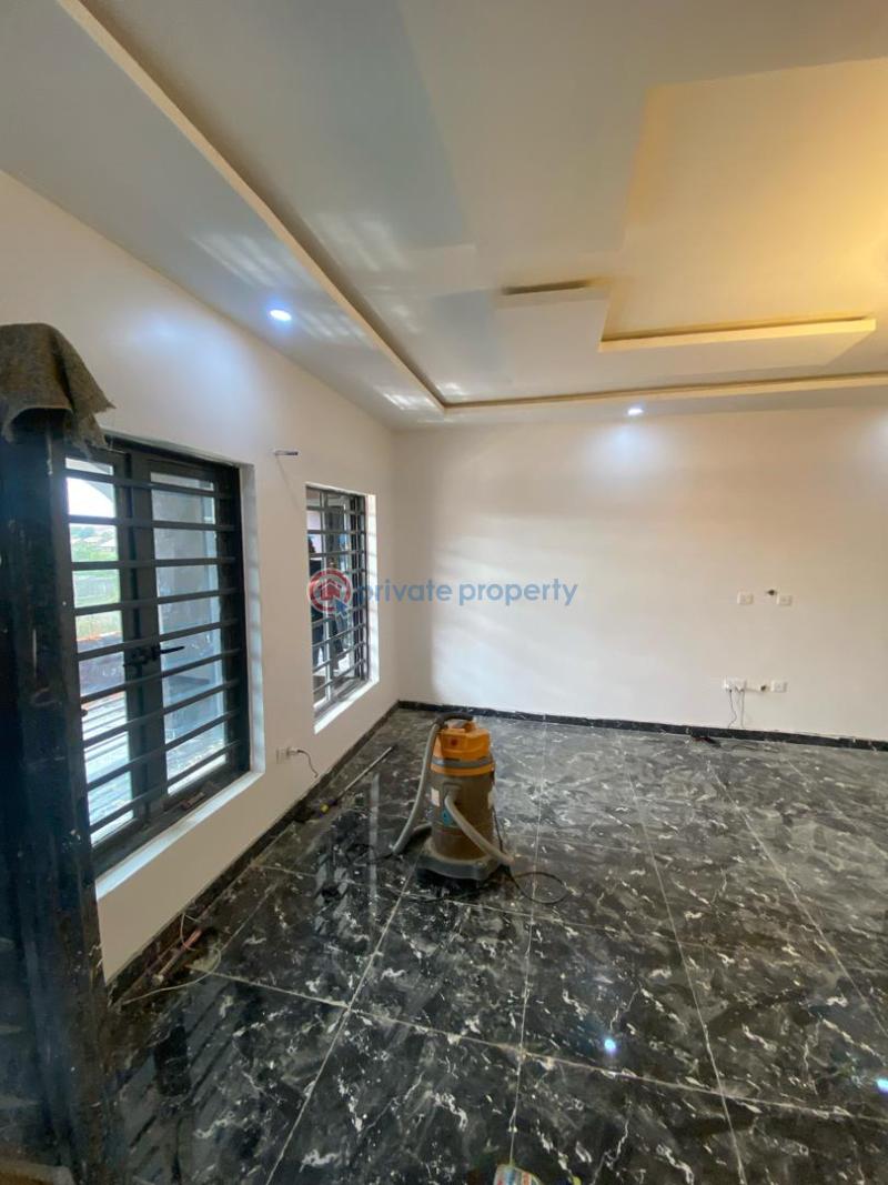 Tastefully newly 3 bedroom flat available at dalom school, ateere off tipper garage akala express way oluyole - 2 3 bedroom Block Of Flats For Rent Atere Kasumu, Akala Express Akala Express Ibadan Oyo - 2