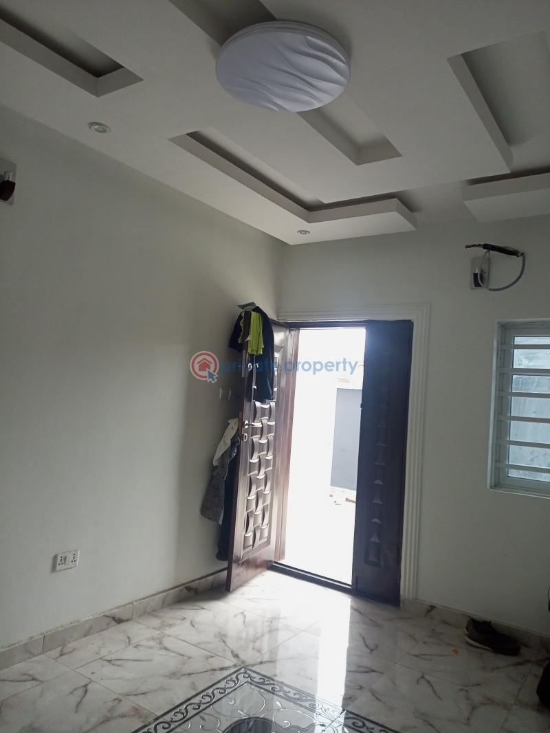 2 bedroom Block Of Flats For Rent Canoe Axis Okeafa Oke-afa Isolo Lagos - 2