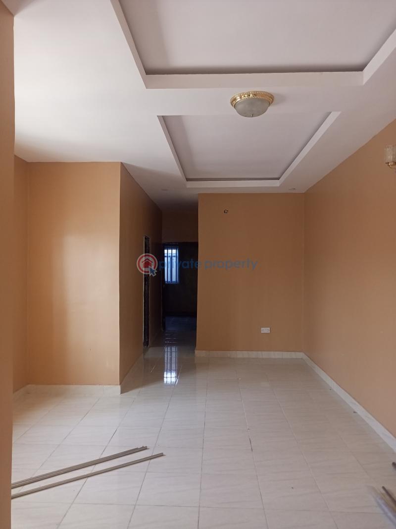 2 bedroom Block Of Flats For Rent Divine Avenue Bucknor Isolo Lagos - 1