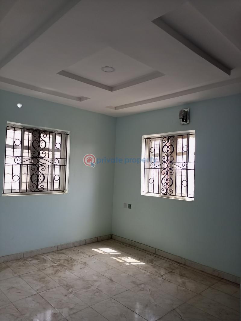 2 bedroom Block Of Flats For Rent Transformer Bus Stop Bucknor Isolo Lagos - 3